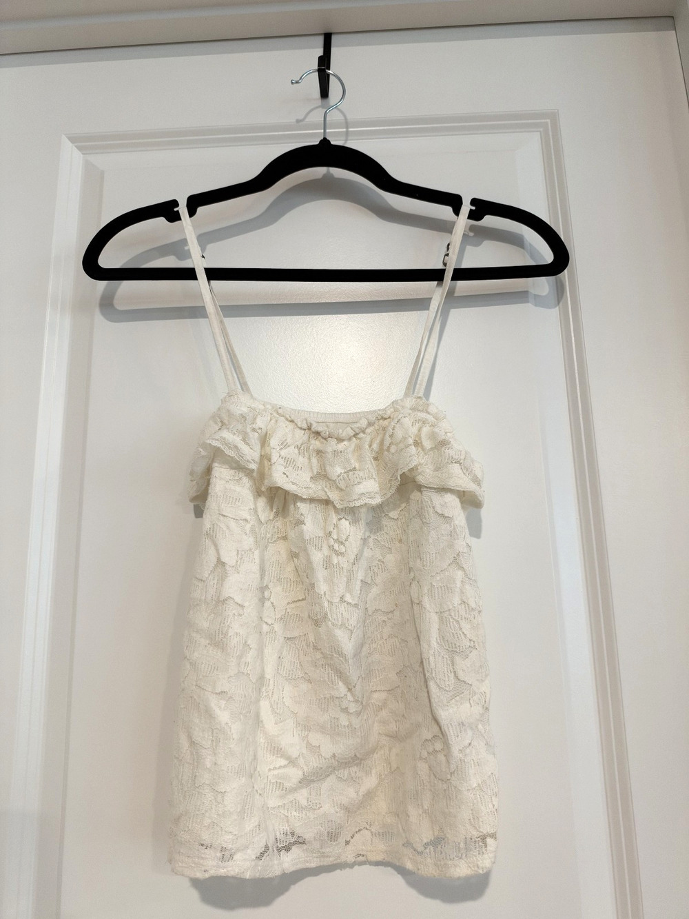 2000s Vintage Y2K Hollister White Lace Trim Cami Size XS Strappy Fairy Coquette